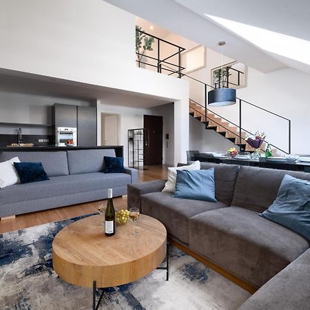 Two-Level Apart With A Terrace Near The Vltava River Prague Luaran gambar