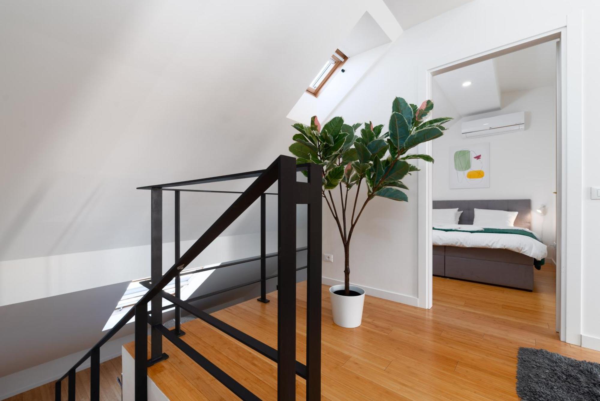 Two-Level Apart With A Terrace Near The Vltava River Prague Luaran gambar