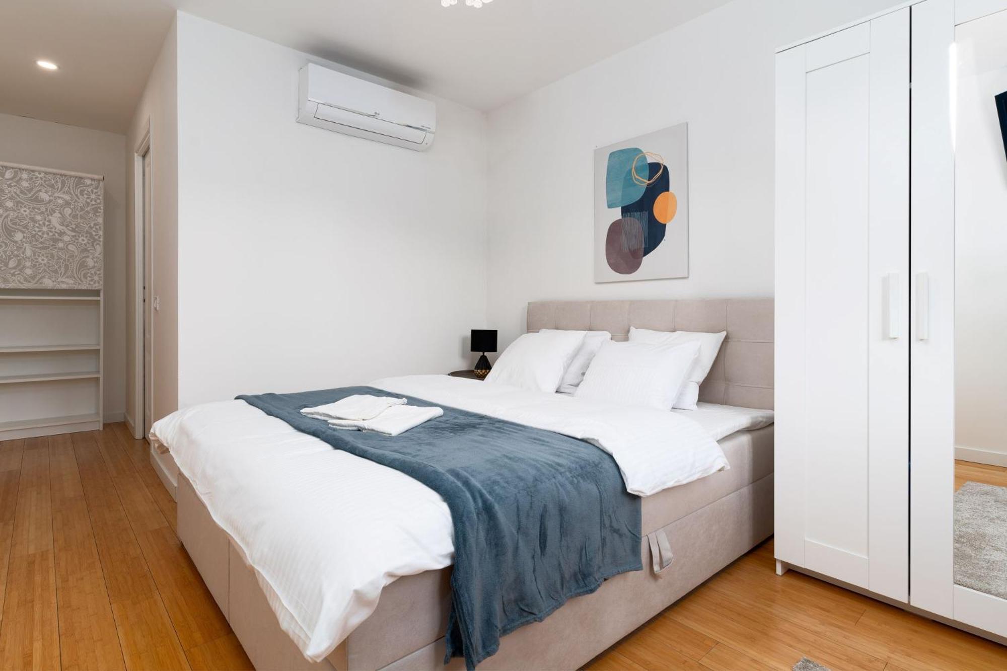 Two-Level Apart With A Terrace Near The Vltava River Prague Luaran gambar